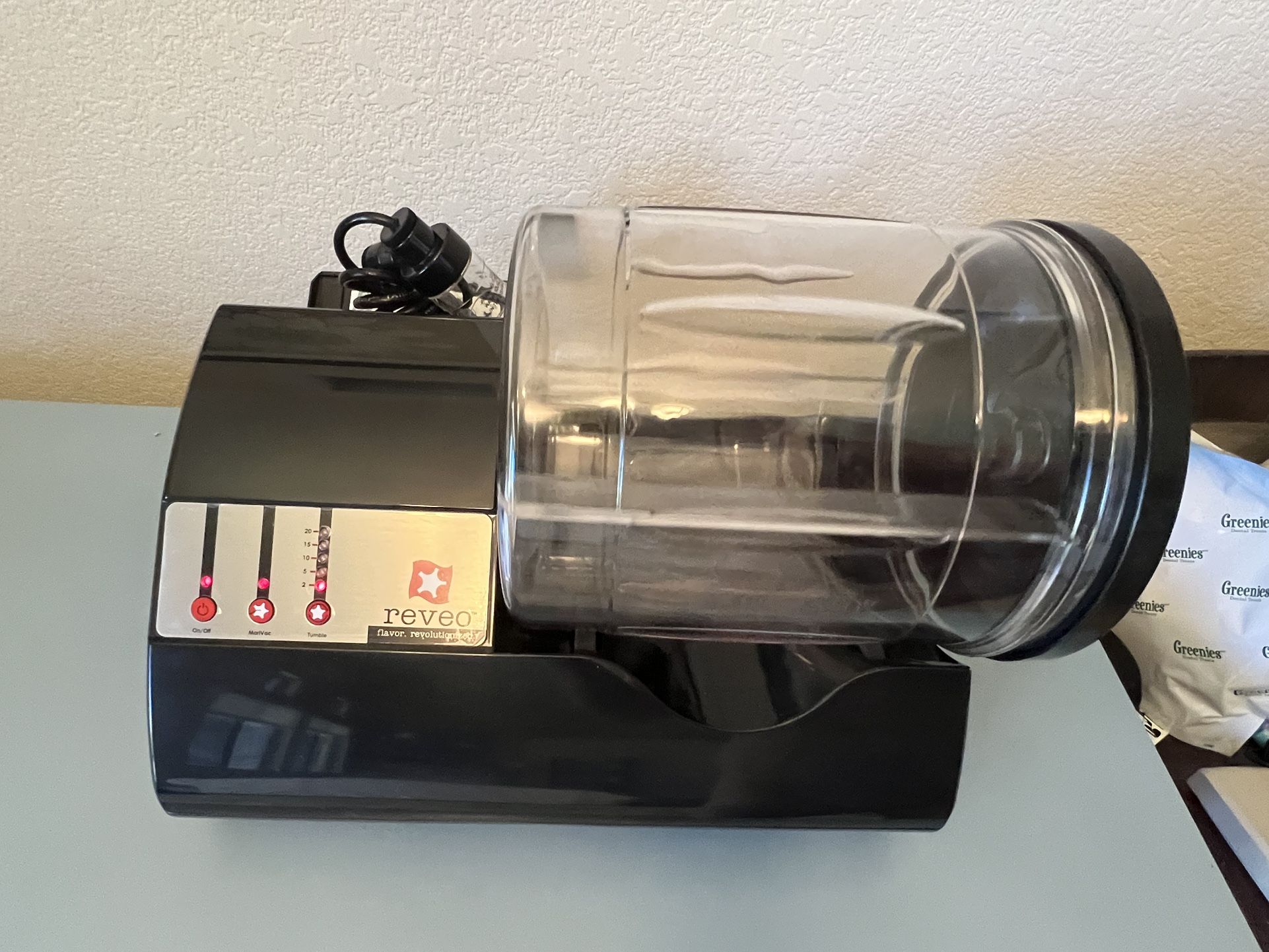 Eastman Outdoors Reveo MariVac Food Tumbler Meat Flavor marinator #38229