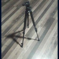 Dolica Proline Tripod