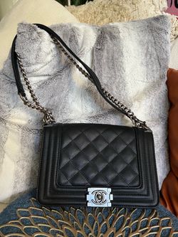 Chanel bag like new