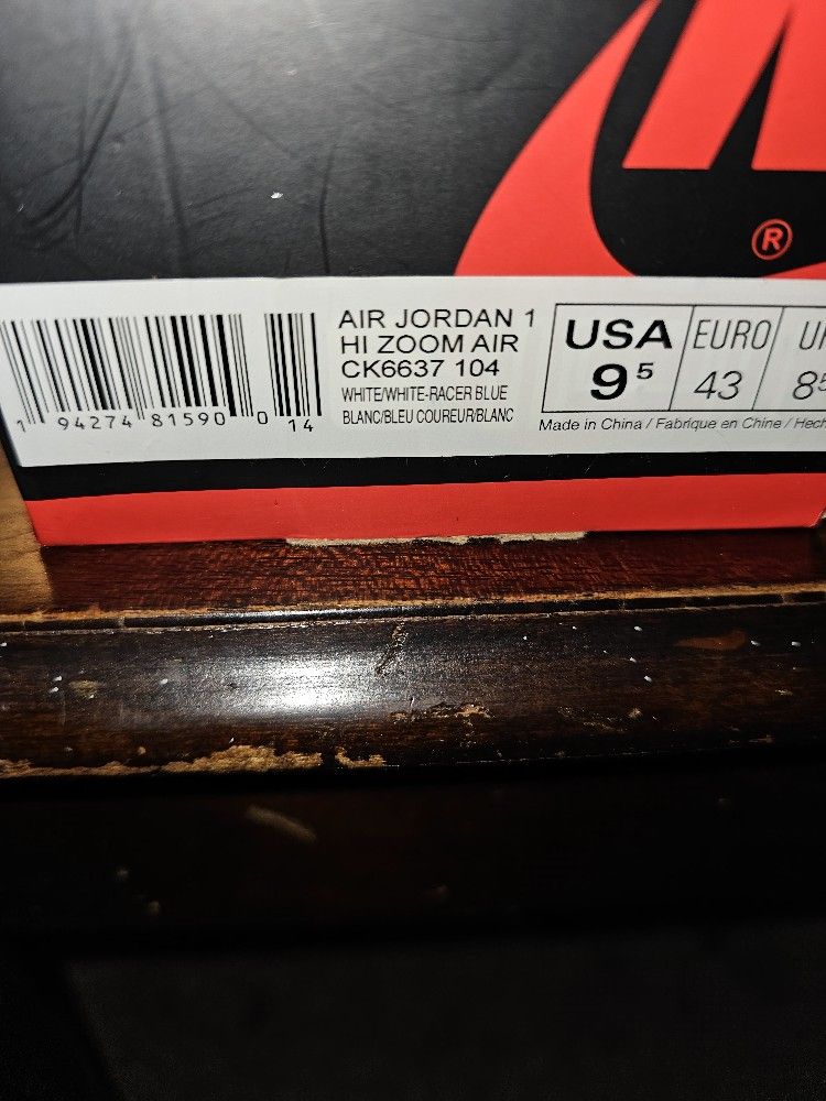Men's Jordan 1s