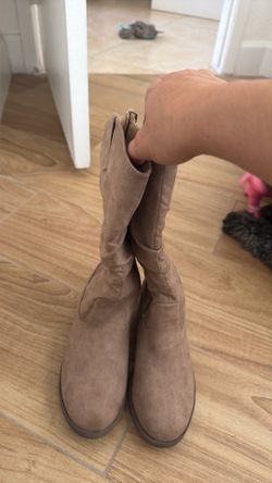 Botas de niña