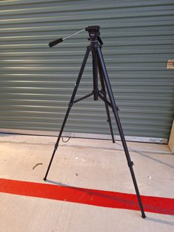 Heavy Duty Vivitar V3000 Camera Tripod Collapsible