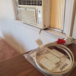 haier air conditioner with Cover