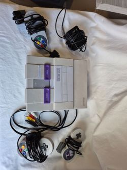 Original Super Nintendo Entertainment System with 3 controllers