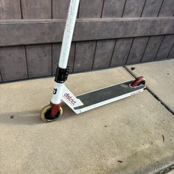 District  scooter 