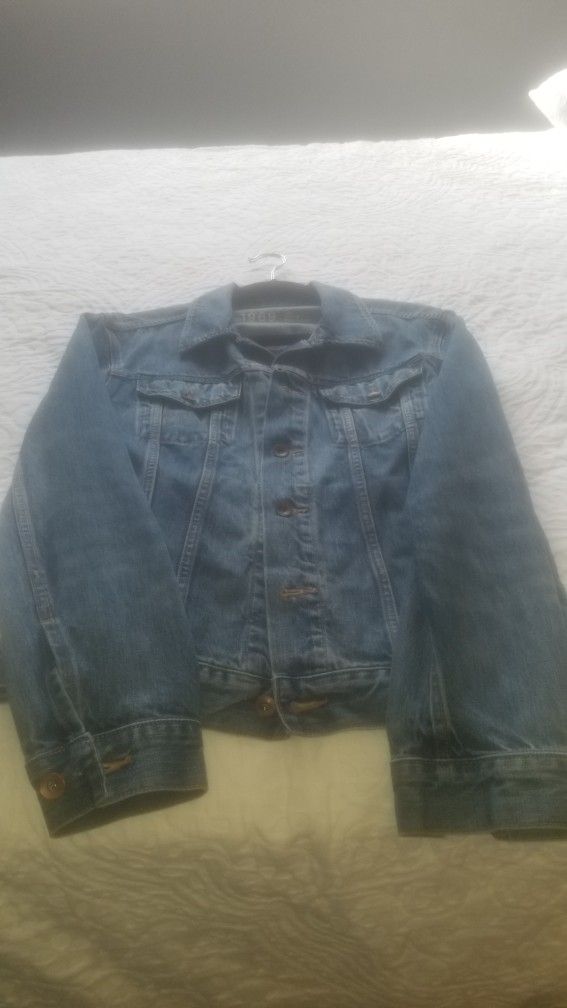Gap Jean Trucker Jacket, Size Medium Worn Very light
