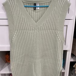 H&M Sweater Vest