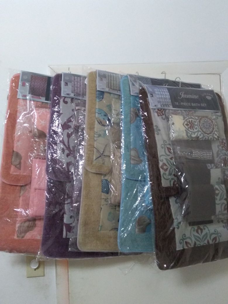 Bathroom sets 18 Pieces NEW
