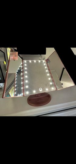 3 Mirror Foldable “Impressions” Mirror