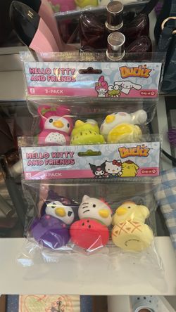 Hello kitty and friends ducks