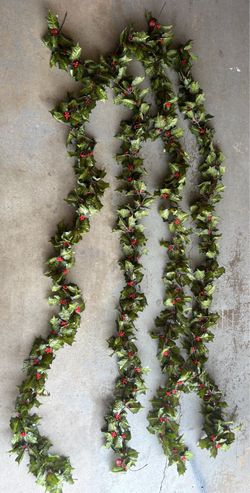 Artificial Holly Berry Christmas Garland