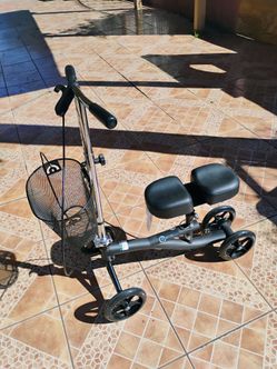 Knees scooter