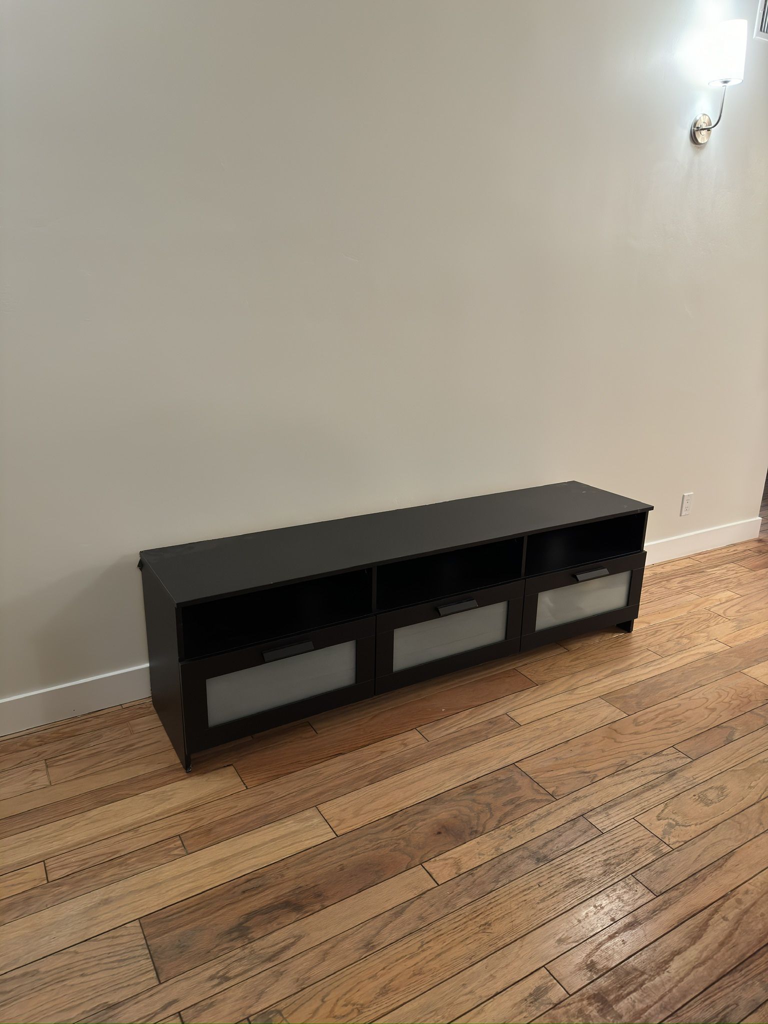 Tv Console / Tv Stand