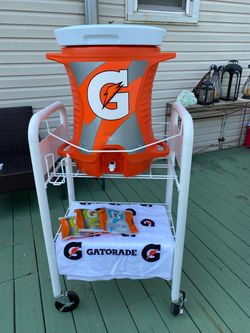 Gatorade 10 Gallon Cooler and Cart
