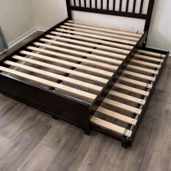 Full Size Platform Bed With Twin Trundle