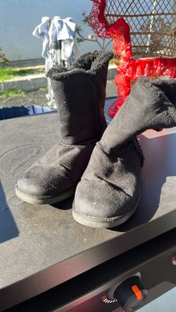Girls air walk boots size 8 1/2