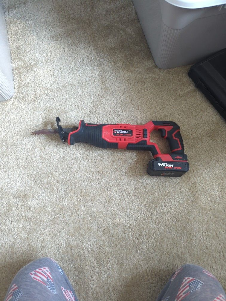 Hyper Tough Saw