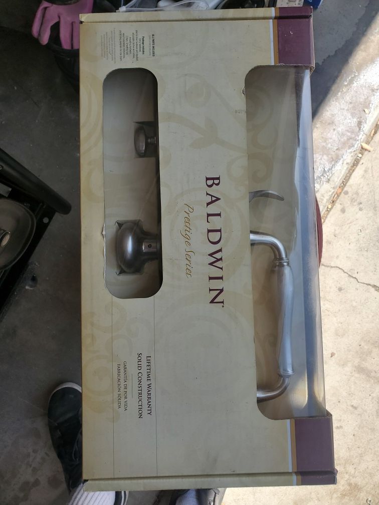 Baldwin prestige door handle set