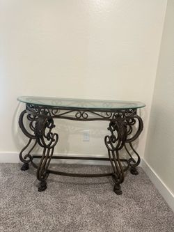 Entryway table