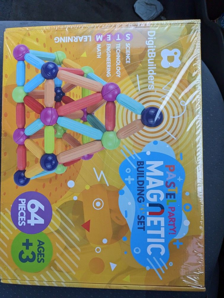 Pastel Party Magnetic Building Set 64 PCs - New 