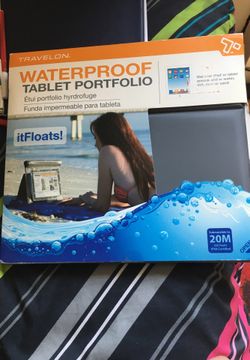 Travelon Waterproof Portfolio For Tablet