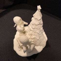 Snowbabies figurines