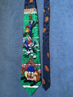 Vintage Looney tunes mania football tie