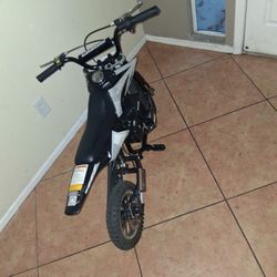 2 Stroke Dirt Bike 