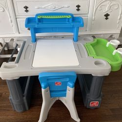 Step2 Kids Art Desk