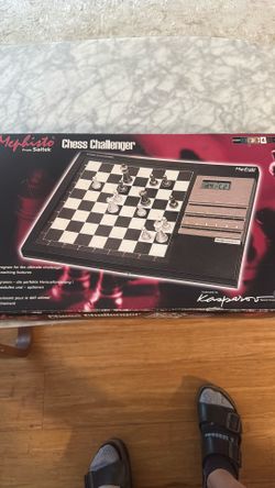 Saitek Mephisto Electronic Chess Challenger
