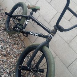 2020 Cult BMX 