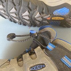 Boys shoe, Make Me An Offer! 