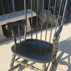 Rocking Chair 