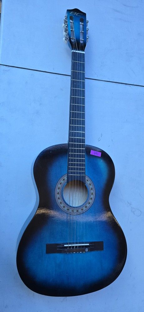 GUITARRAS PARA PRINCIPIANTES $39 CADA UNO 