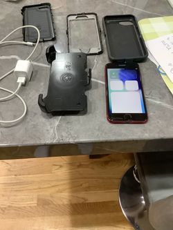 IPhone APPLe Se Red $70 Cash