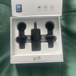 Professional Wireless Lavalier Microphones