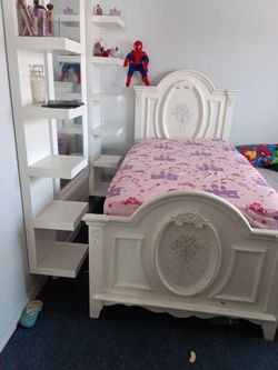 twin bed