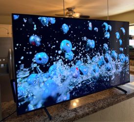 Samsung 50-inch 4K UHD Smart TV – Excellent Condition