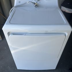 This is a GE 6.2 cu. ft. capacity dryer