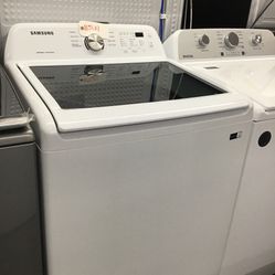 New Scratch And Dent Samsung Washer. 1 Year Warranty 