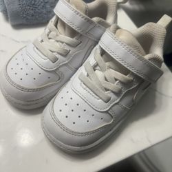 Toddler Shoes 7C 