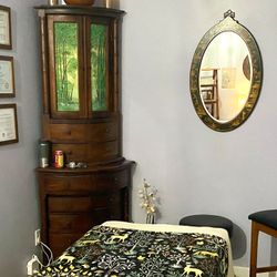 Vintage Chinoiserie Mirror – Gold & Black – Hollywood Regency – 33x20