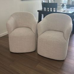 2 Pcs Chairs 