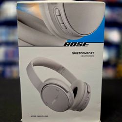 Bose Quiet Comfort Headphones New