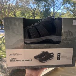 New In Box Men's Trekking Sandles 