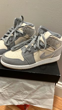 Air Jordan 1 mid