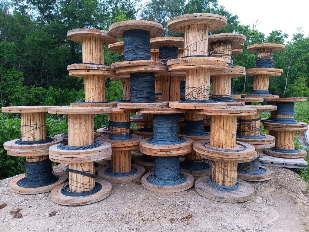 Wooden Tables/Industrial Wooden Spools