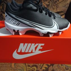 Low Top & High Top Football Cleats