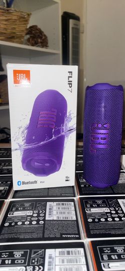 Purple JBL flip 7