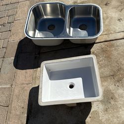 Dos Lavabos Para Uno Para Cocina Y Uno Para Baño